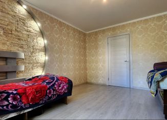 2-комнатная квартира на продажу, 37 м2, Екатеринбург, Севастопольская улица, 12, Кировский район