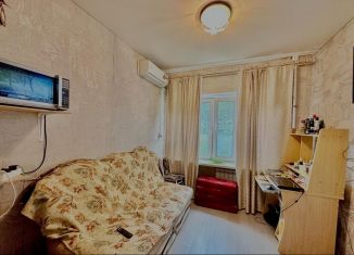 2-комнатная квартира на продажу, 39 м2, поселок городского типа Новомихайловский, 1-й микрорайон, 1