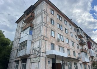 Продажа 3-комнатной квартиры, 56 м2, поселок городского типа Суходол, улица Суворова, 6