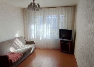 Трехкомнатная квартира на продажу, 62.5 м2, посёлок городского типа Безенчук, Советская улица, 97
