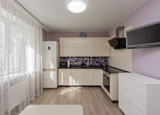 Продажа 2-комнатной квартиры, 63.5 м2, Тюмень, улица Пермякова, 75