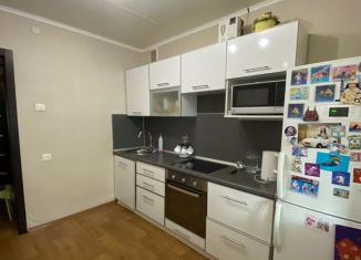 Продам 3-комнатную квартиру, 62.1 м2, Ульяновская область, проспект Нариманова, 95