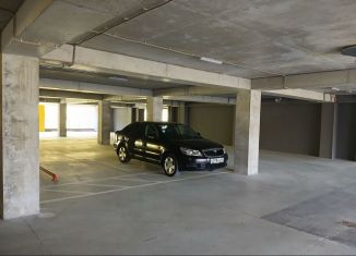 Сдам в аренду машиноместо, 18 м2, Крым, улица Крымской Весны, 16Ас1