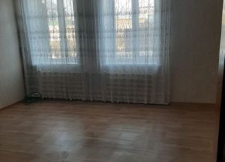 Продается трехкомнатная квартира, 62 м2, Бийск, улица Вали Максимовой, 107
