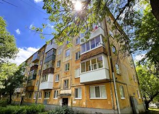 Продается 1-комнатная квартира, 32.9 м2, Уфа, улица Карима Хакимова, 6, Калининский район