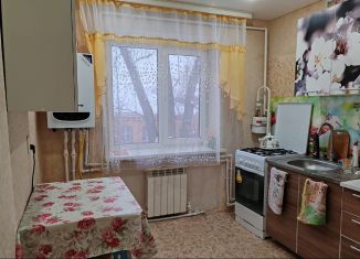 Сдам двухкомнатную квартиру, 40 м2, Саратовская область, улица Куйбышева, 214