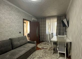 2-комнатная квартира на продажу, 40 м2, Невинномысск, бульвар Мира, 5