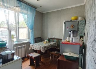 Продам 3-комнатную квартиру, 53.2 м2, Черногорск, Советская улица, 45А