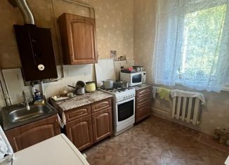 Продается 3-комнатная квартира, 65 м2, Рязанская область, улица Толстого, 14