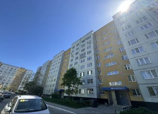 Продаю трехкомнатную квартиру, 64 м2, Тольятти, проспект Степана Разина, 74, Автозаводский район