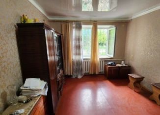 Продаю 2-комнатную квартиру, 45.5 м2, Новошахтинск, улица Зорге, 66