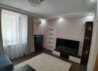 Продам 3-комнатную квартиру, 64 м2, Таганрог, Котлостроительная улица, 27