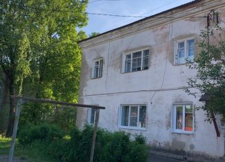 Трехкомнатная квартира на продажу, 49.6 м2, Кольчугино, улица Шиманаева