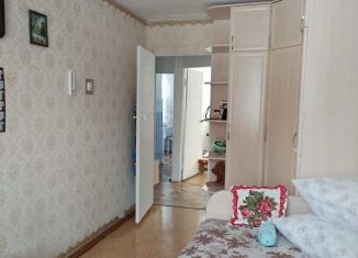 Продаю 3-комнатную квартиру, 57.7 м2, Новосибирская область, микрорайон Южный, 10
