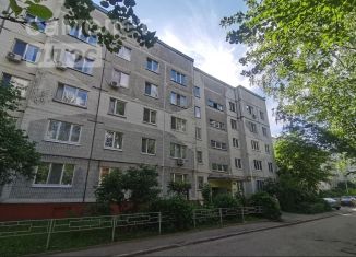 Продам 1-комнатную квартиру, 38 м2, Смоленск, улица Попова, 122