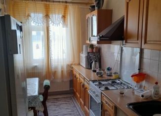 Сдача в аренду 2-ком. квартиры, 50 м2, Пермский край, улица Газовиков, 3