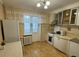 Сдается в аренду двухкомнатная квартира, 60 м2, Анапа, улица Протапова, 86