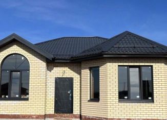 Продам дом, 120 м2, поселок городского типа Мостовской, улица Цветаевой, 23