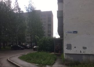 Сдам однокомнатную квартиру, 30.6 м2, Ярославская область, улица Лебедева, 9к4