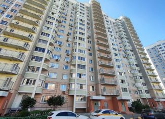 Продам трехкомнатную квартиру, 76 м2, Московская область, Ермолинская улица, 1