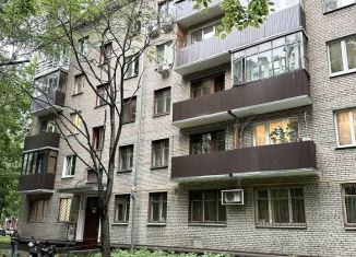 Сдача в аренду трехкомнатной квартиры, 60 м2, Москва, улица Приорова, 14А, станция Красный Балтиец