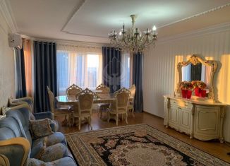 Продается трехкомнатная квартира, 105 м2, Чечня, улица Сайханова, 22А