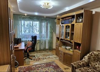 Продам 3-комнатную квартиру, 68.2 м2, Ялта, Киевский переулок, 15