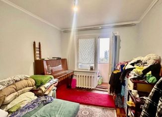 Продаю трехкомнатную квартиру, 75 м2, Нальчик, улица Шогенова, 16