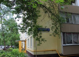 Продаю трехкомнатную квартиру, 55 м2, Москва, Петрозаводская улица, 21, метро Ховрино