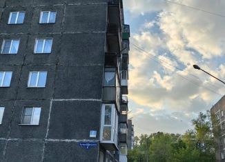 2-ком. квартира в аренду, 41 м2, Новокузнецк, улица Луначарского, 8