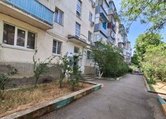 Продам однокомнатную квартиру, 32 м2, Новороссийск, Днестровская улица, 4