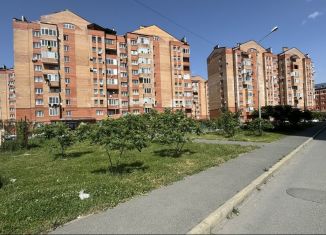 Продам 2-ком. квартиру, 57 м2, Владикавказ, Весенняя улица, 37Бк3