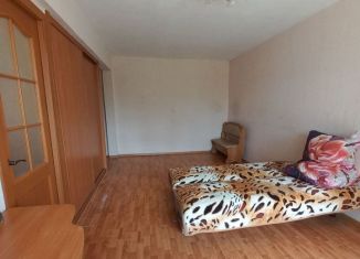 Продаю 1-комнатную квартиру, 33 м2, Омск, проспект Менделеева