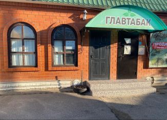 Продам торговую площадь, 14 м2, станица Ленинградская, улица Кооперации, 88А