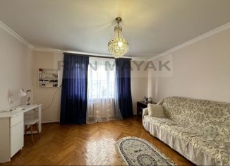 Продажа 2-ком. квартиры, 49.8 м2, Адыгея, улица Ленина, 16