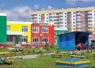 Трехкомнатная квартира на продажу, 77.4 м2, Татарстан, жилой комплекс Радужный-2, с8