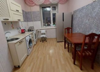 Однокомнатная квартира в аренду, 80 м2, Татарстан, проспект Победы, 35Б