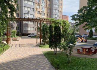 Продается 2-комнатная квартира, 90 м2, Каспийск, Молодёжная улица, 4А, ЖК Каспийская Гавань