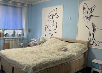 Продам четырехкомнатную квартиру, 73.6 м2, Волжский, проспект имени Ленина, 377