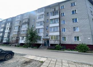 Продается 3-ком. квартира, 72.3 м2, Кировская область, Школьный переулок, 5
