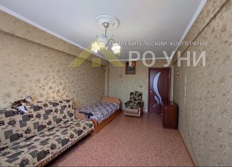 Продажа 3-ком. квартиры, 69.7 м2, Омская область, улица Майорова, 32