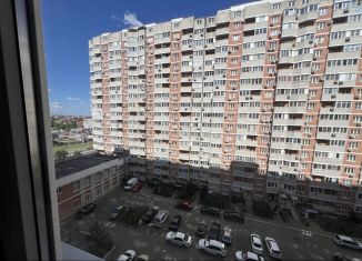 Продается 2-ком. квартира, 63.6 м2, Краснодар, улица Петра Метальникова, ЖК Времена года