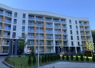 Продам 2-комнатную квартиру, 56.7 м2, Калининградская область, Кленовая улица, 2