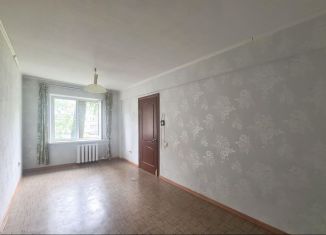 Продается 3-ком. квартира, 55 м2, Череповец, Парковая улица, 8