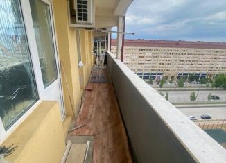 Трехкомнатная квартира на продажу, 71 м2, Грозный, проспект Ахмат-Хаджи Абдулхамидовича Кадырова, 59