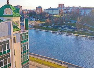 Сдается 2-комнатная квартира, 70 м2, Орёл, набережная Дубровинского, 76, Железнодорожный район