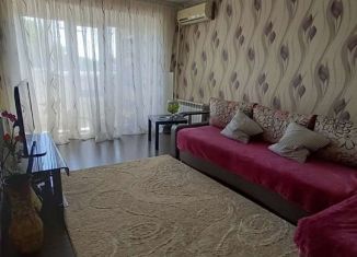 3-комнатная квартира на продажу, 63.2 м2, Зерноград, Урожайная улица