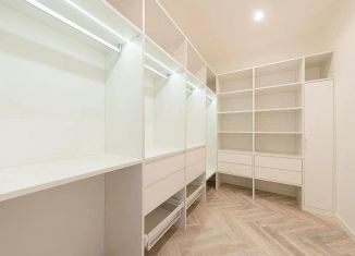 Продаю двухкомнатную квартиру, 68 м2, Сочи, Нагорная улица, 11, ЖК Морской Дворец