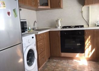 Сдам трехкомнатную квартиру, 80 м2, Москва, улица Академика Скрябина, 16к2, Рязанский район