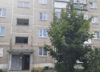 2-комнатная квартира на продажу, 46 м2, посёлок Новоуткинск, улица Крупской, 48
